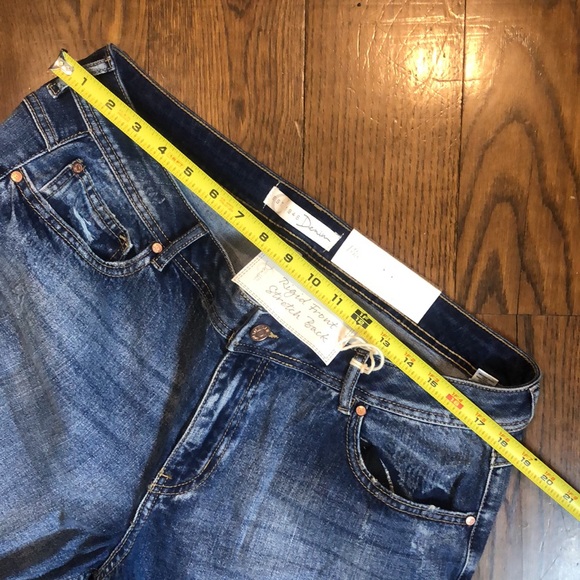 DENIM Women’s Hi-Rise Girlfriend Crop Patch Jeans Size 18w - Picture 11 of 11